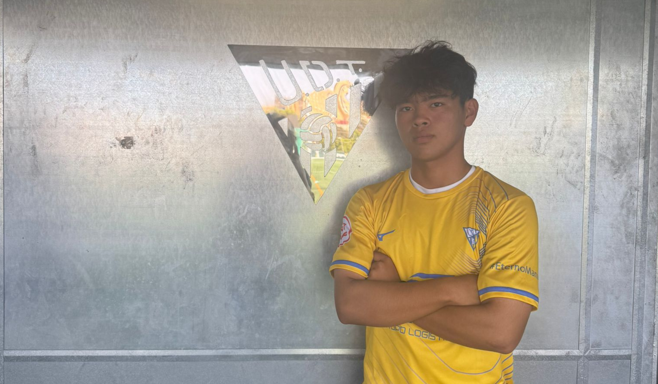 【2025/26シーズン】照屋 侑都選手（18歳）がスペインユース1部・UD TOMARESと契約